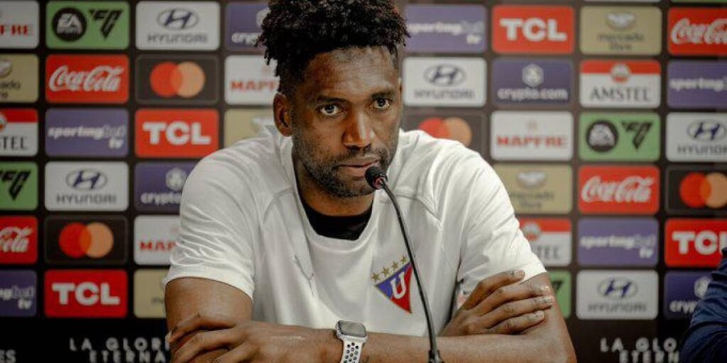 Alexander Domínguez, jugador de Liga Deportiva Universitaria.