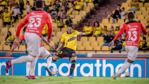 GOLES | Victoria agónica de Barcelona ante Leones del Norte en el Monumental