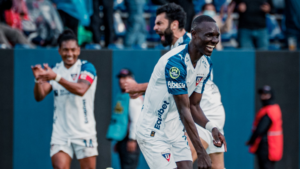 GOLES | DEL CUESTIONAMIENTO A LA RESPUESTA: LDU GOLPEA A IDV